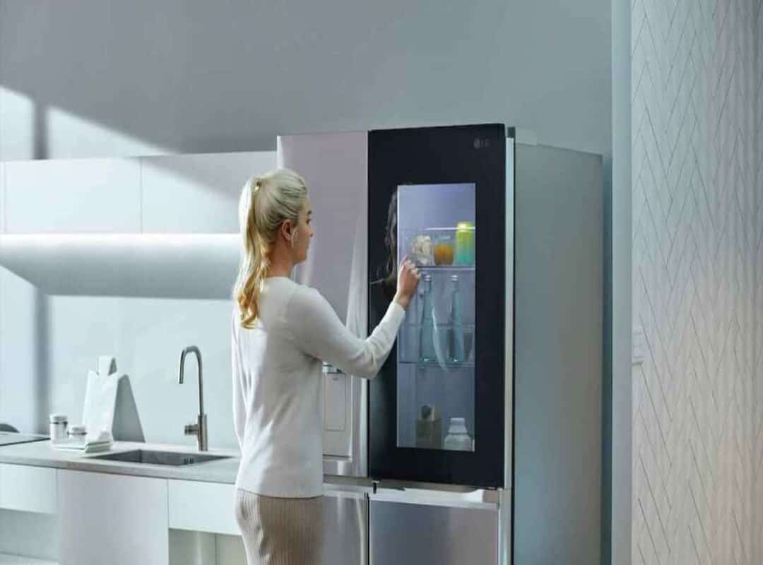 Tủ lạnh LG có nhiều tính năng thông minh 