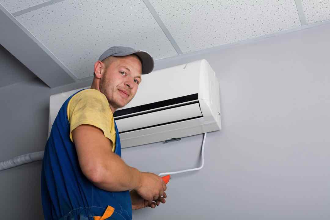 Cách biết dịch vụ sửa máy lạnh tại nhà có uy tín không?