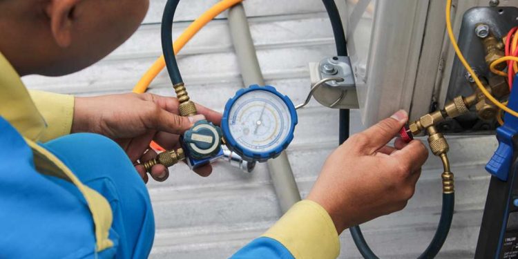 Máy lạnh bị thiếu hoặc hết GAS