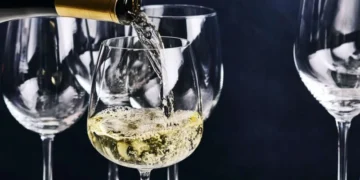 Khám phá bộ sưu tập vang ngọt tại Rượu AK