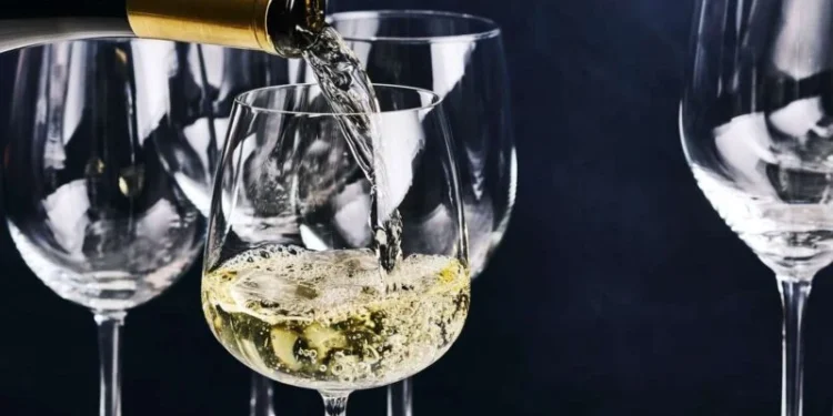 Khám phá bộ sưu tập vang ngọt tại Rượu AK